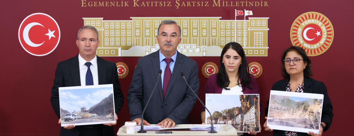 Milletvekillerimiz ve Ekoloji Komisyonumuz orman yangınlarına ilişkin TBMM'de açıklama yaptı