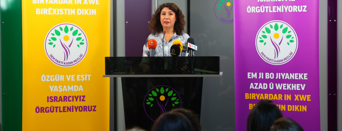 Kadın Meclisimiz "Özgür ve Eşit Yaşamda Israrcıyız, Örgütleniyoruz" başlıklı kampanyasını başlattı