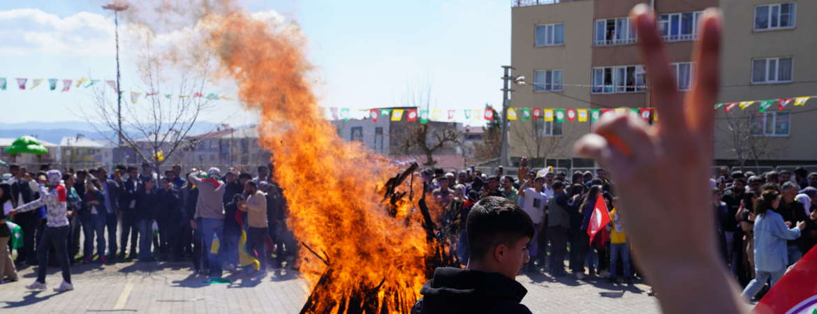 Bu senenin ilk Newroz ateşi Lice’de yakıldı