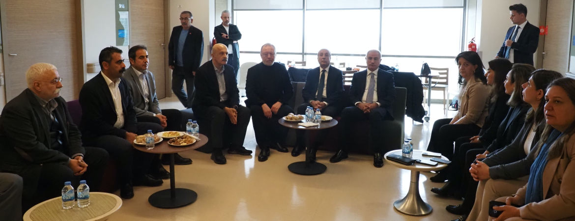 Önder'e ziyaretler 4. gününde devam ediyor