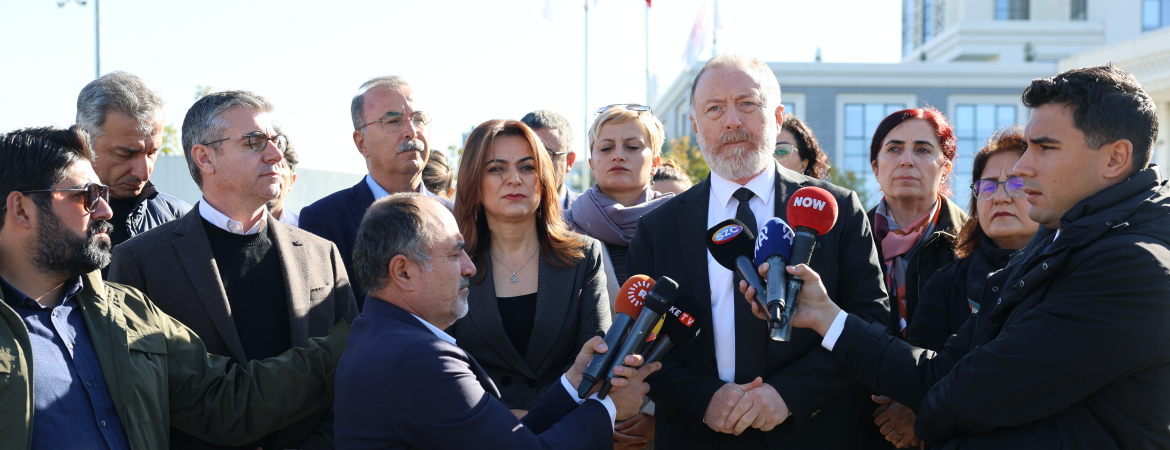 Meclis Grubumuz Sağlık Bakanlığı önündeydi: Ortada bir başarı yok, çürüme var; Sağlık Bakanı derhal istifa etmelidir