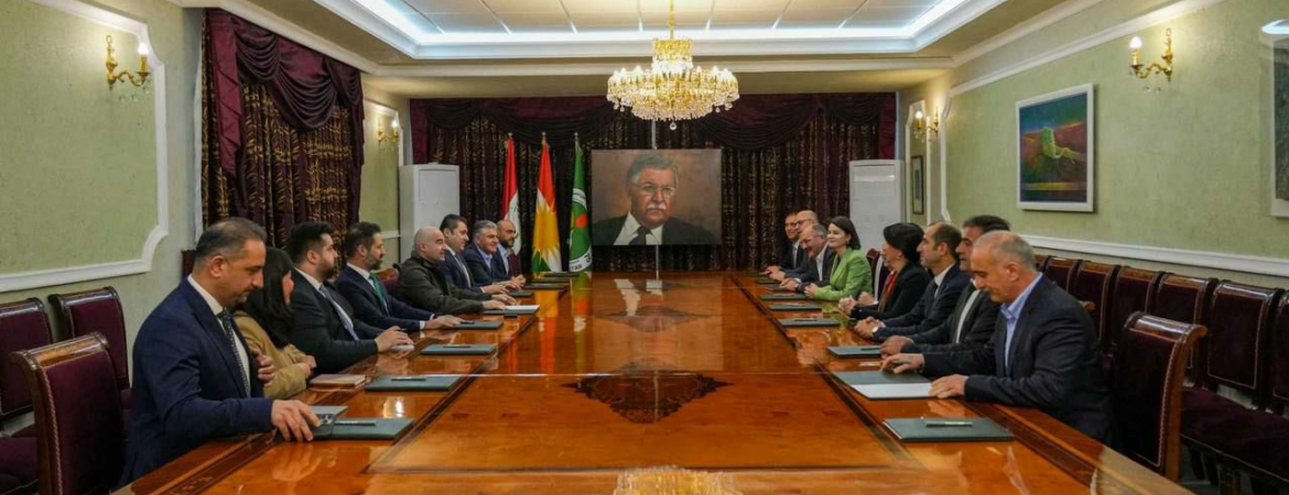 DEM Parti İmralı Heyeti Telabani ile görüştü