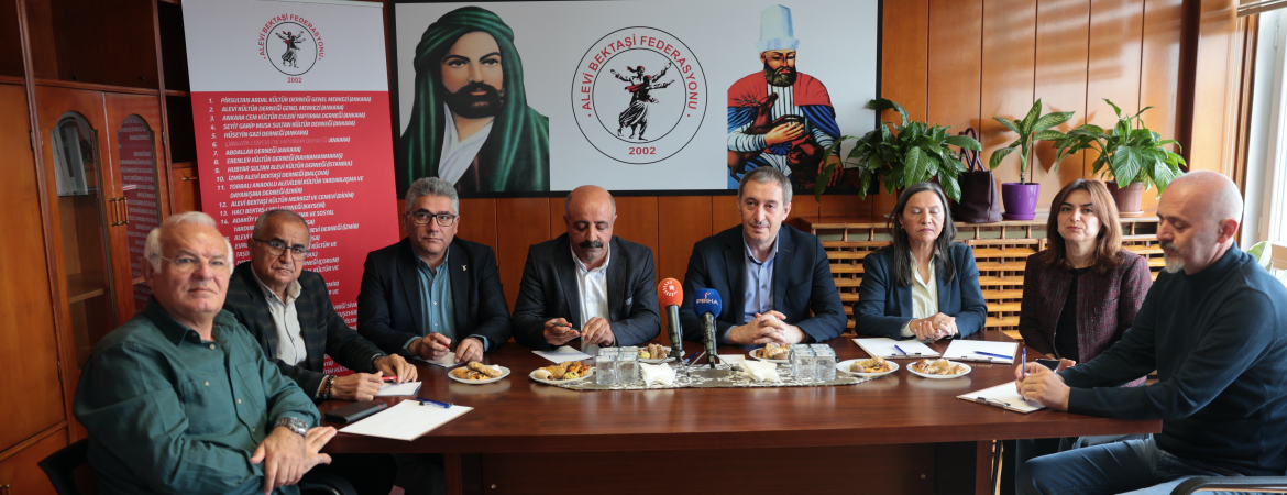 Bakırhan, Alevi kurumlarını ziyaret etti