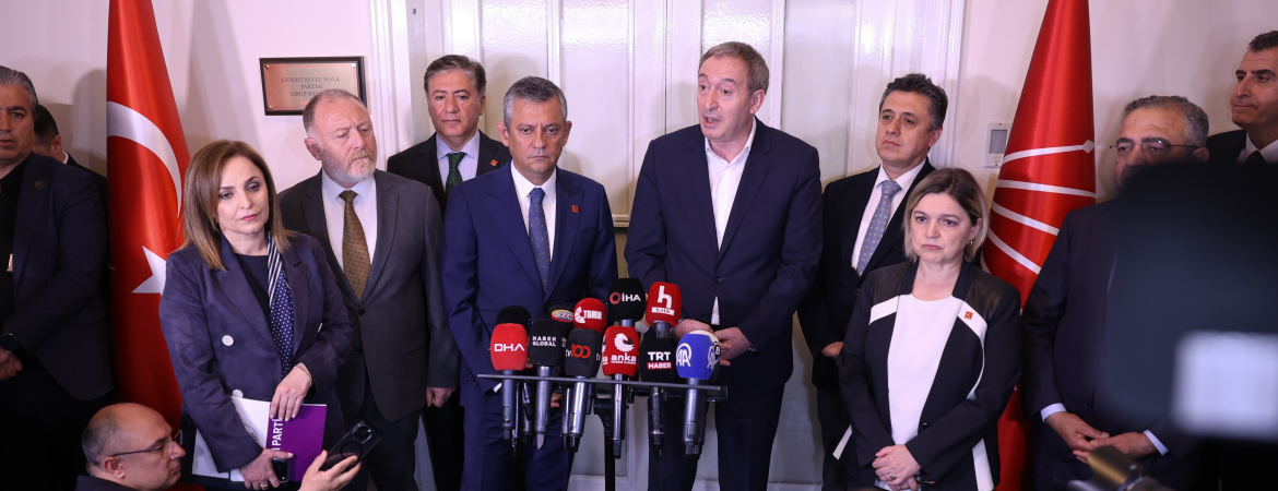 Bakırhan’dan Özel’e ziyaret: Yargı eliyle toplumsal fay hatlarını tetiklemek bu ülkeye yapılabilecek en büyük kötülüktür