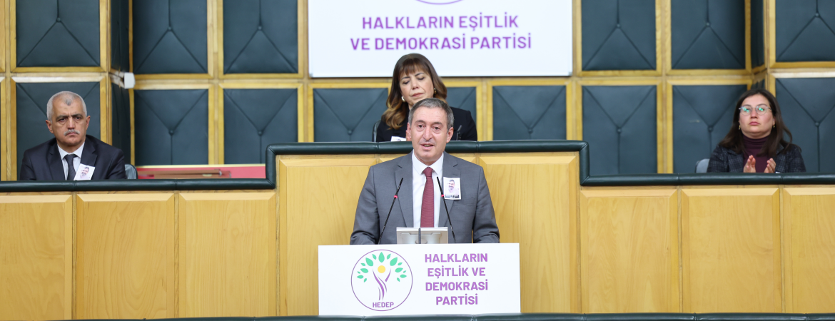 Bakırhan: Ne ekonomist olması ne de dini referansları ekonomiyi iflastan kurtarabildi