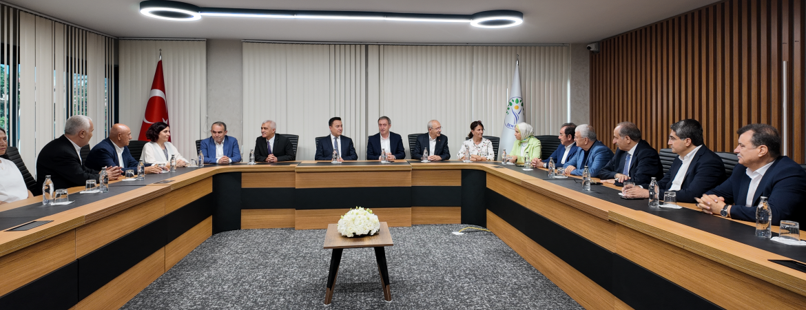 Kılıçdaroğlu ve Babacan'ın taziye ziyareti