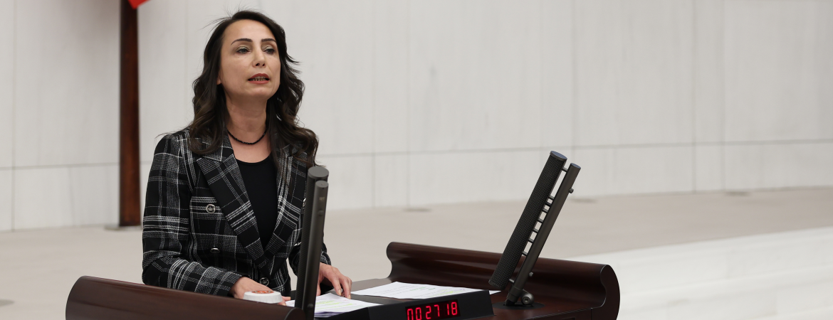 Hatimoğulları: Şekersiz çay, katıksız ekmek iktidarın bu ülkeye layık gördüğü sefalettir