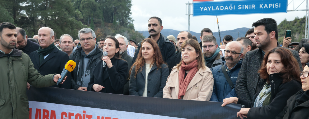 Hatimoğulları: Suriye'de yanan ateşe körükle gitmek yerine bir damla su olalım