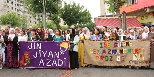 Starta bernameyên 15ê Gulanê Cejna Zimanê Kurdî li Êlihê hat dayîn