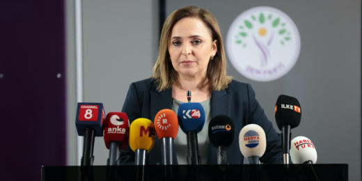 Ayşegül Doğan: Kobanî kuşatma altında; su, gıda, elektrik ve internet yok, acil yardım yapılmalı