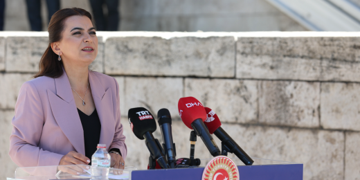 Koçyiğit: İç barışın sağlanması istenilen bir zamanda ana muhalefet partisinin operasyonlara maruz bırakılması kabul edilemez