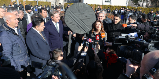 CHP, Yeni Yol ve EMEP ile birlikte kayyım darbesini ve hukuksuzlukları protesto ettik: Türkiye’yi demokrasiyle buluşturacağız