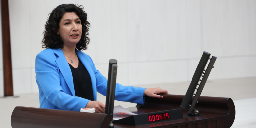 Türkoğlu: Kadın istihdamının önünü açacak politikalar hayata geçirilmeli