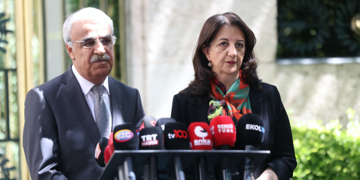 İmralı Heyeti Kurtulmuş ile görüştü: Süreç yeni bir aşamaya girdi, siyasi partileri ve İmralı'yı yeniden ziyaret edeceğiz