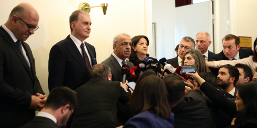 İmralı Heyetimiz AK Parti ile görüştü: Siyasal mutabakat ve toplumsal uzlaşmanın öneminin altını bir kez daha çizdik