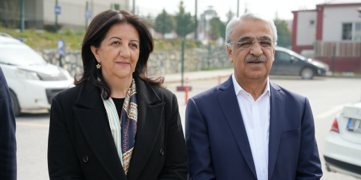 İmralı Heyetimiz Yüksekdağ'ı ziyaret etti: Sürecin kalıcı barışa evrilmesi için hukuksal güvenceler ve demokratik mekanizmalar acilen işletilmeli