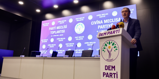 Bakırhan: Belediyelerimizin tek bir önceliği var o da halka hizmet etmektir