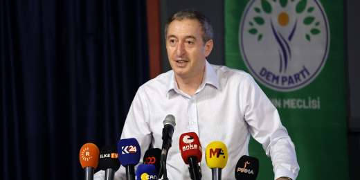 Bakırhan: Barışı sağlarsak ekonomi düzelir, demokrasi gelir, halkın seçtiği irade kentleri yönetir