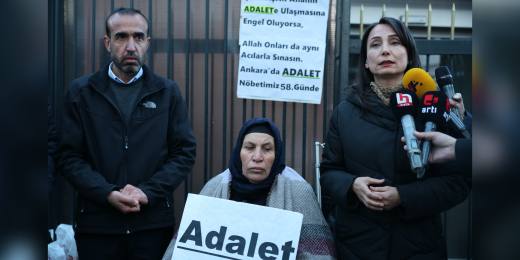 Hatimoğulları’ndan Emine Şenyaşar’a ziyaret