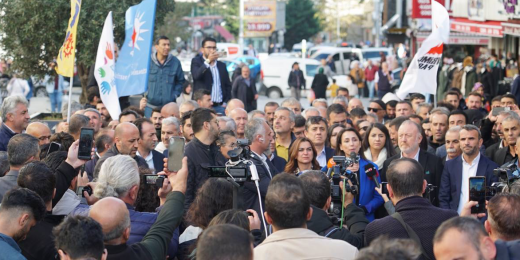 Hatimoğulları: Kent uzlaşısı iç barışın kendisidir; Esenyurt’un iç barışına darbe vurmuşlardır