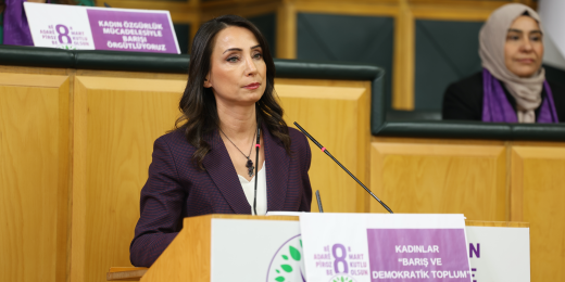 Hatimoğulları: Sayın Öcalan’ın görüşmede bizlere dediği gibi, “Demokrasi insanların ağzını özgürce açma sanatıdır”; artık Türkiye’nin konuşma zamanı!